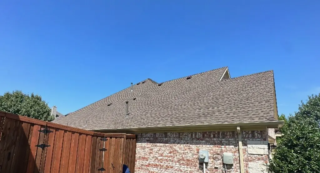Completed roof replacement project in Willow Springs